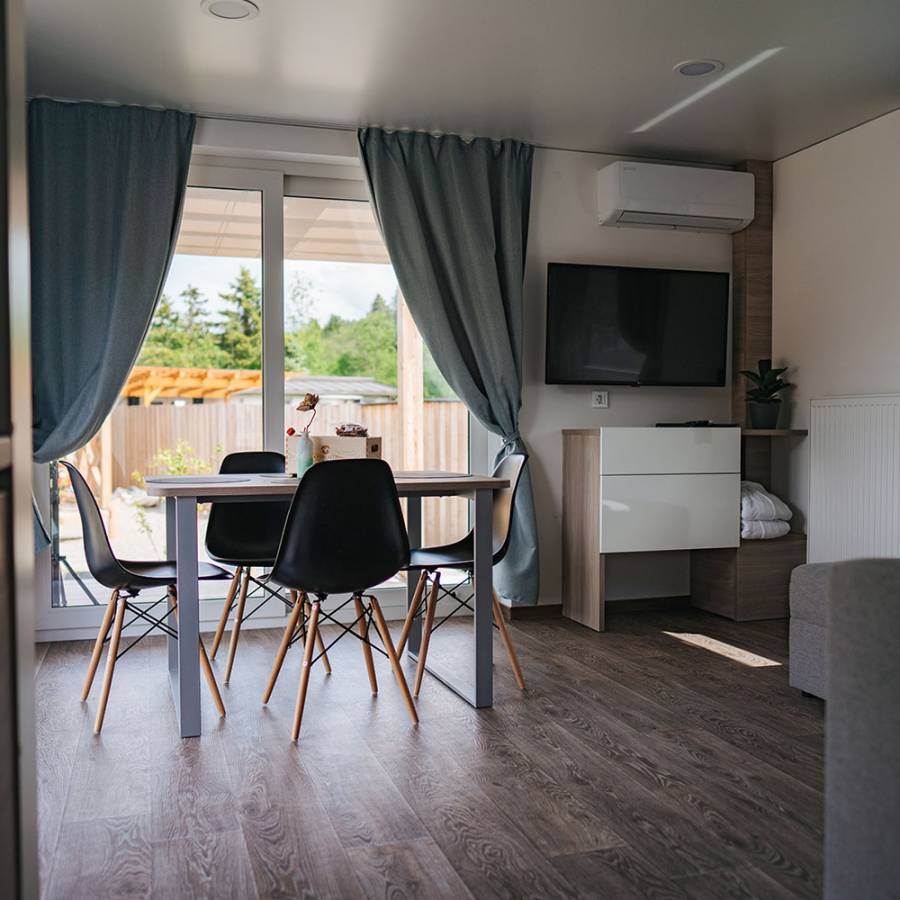 Glamping-Chalet-Family-1