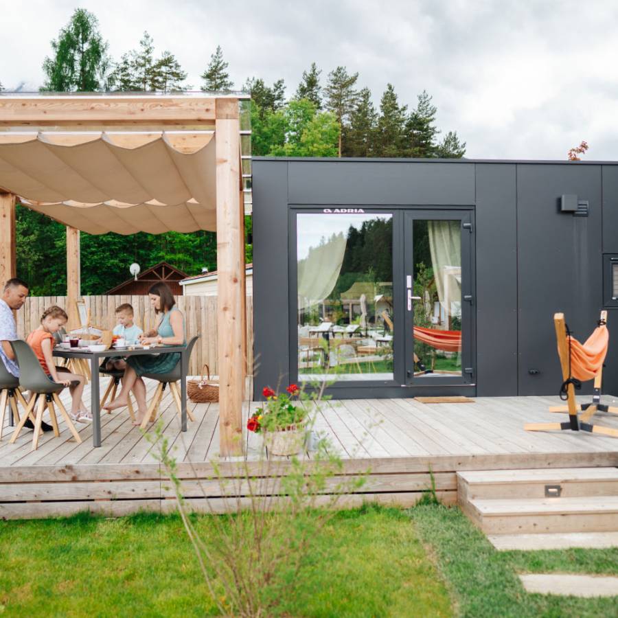 Glamping-Chalet-Family-4