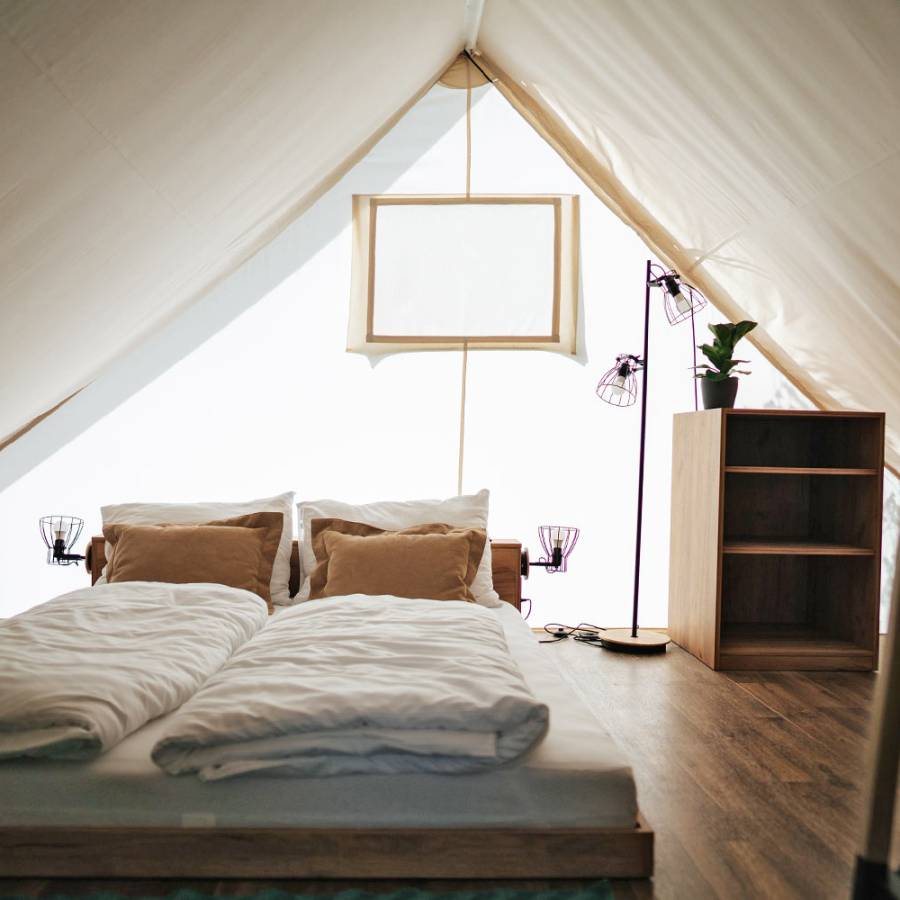 Lakeside-Family-Tent-4