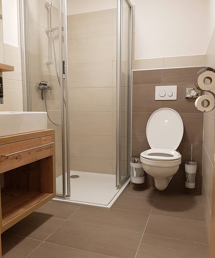 Z3-Doppelzimmer-mit-Balkon-6