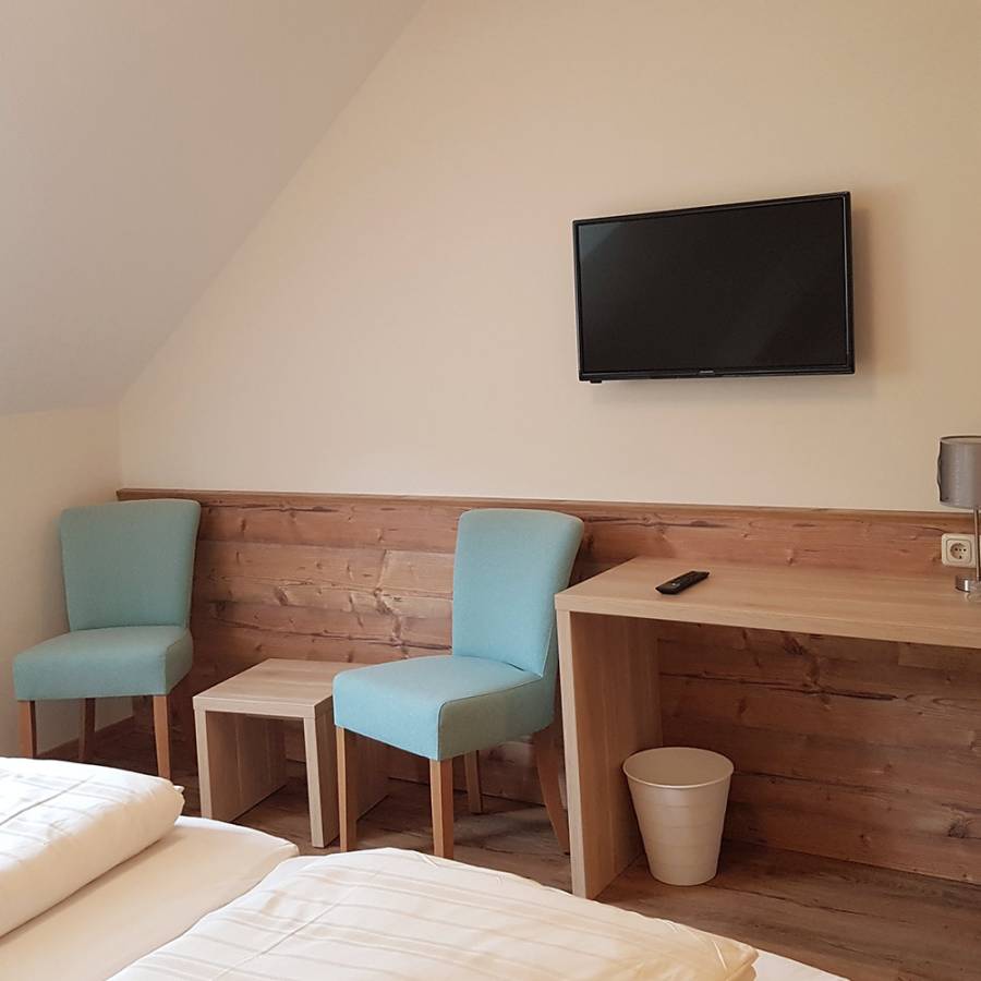 Z5-Doppelzimmer-ohne-Balkon