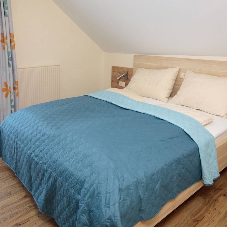 Z14-Familienzimmer-3-Betten-mit-Balkon-7