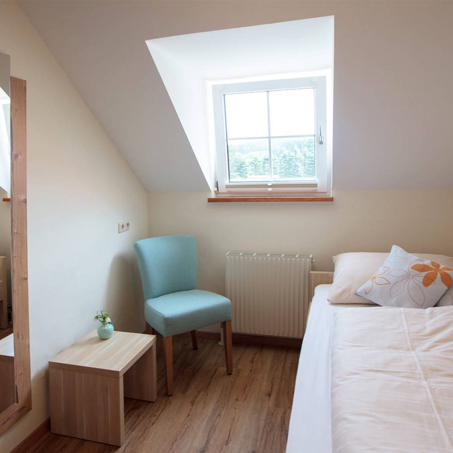 Z14-Familienzimmer-3-Betten-mit-Balkon